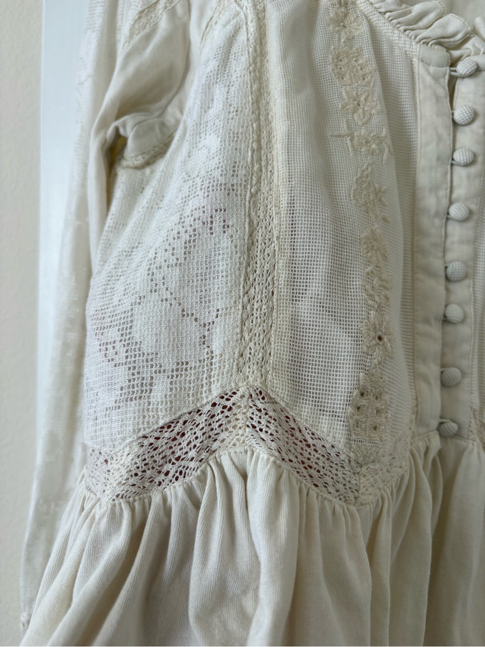 Anthropologie Forever That Girl Embroidered Lace Buttondown Blouse Size Large - Picture 7 of 8